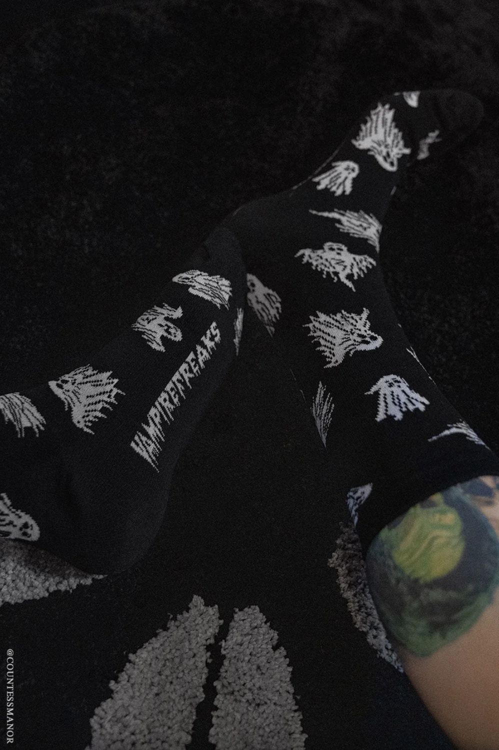 Creepy Crew Ghost Host Socks