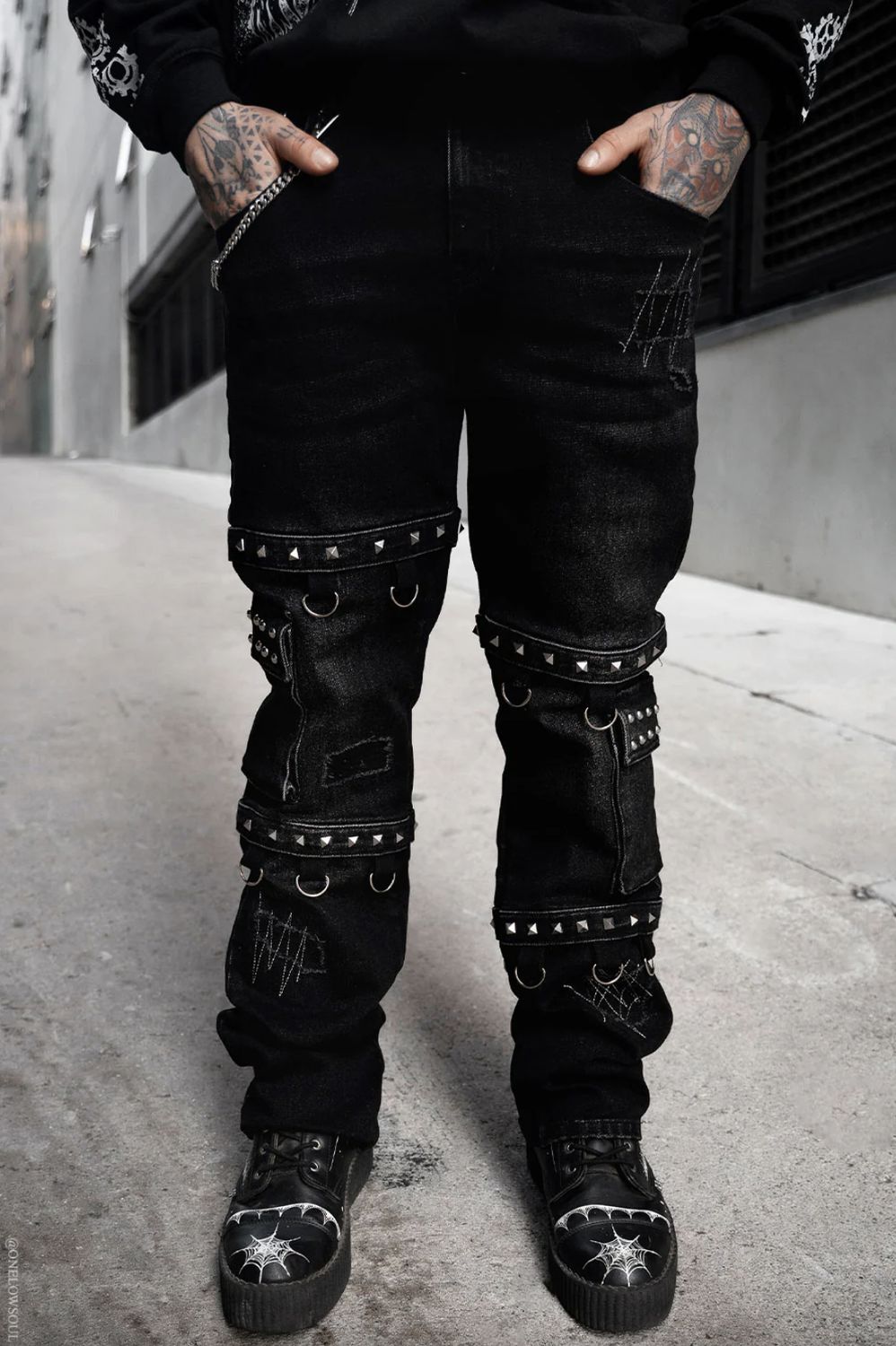 Cargo Asylum Scratches Pierced Pants [PLUS]