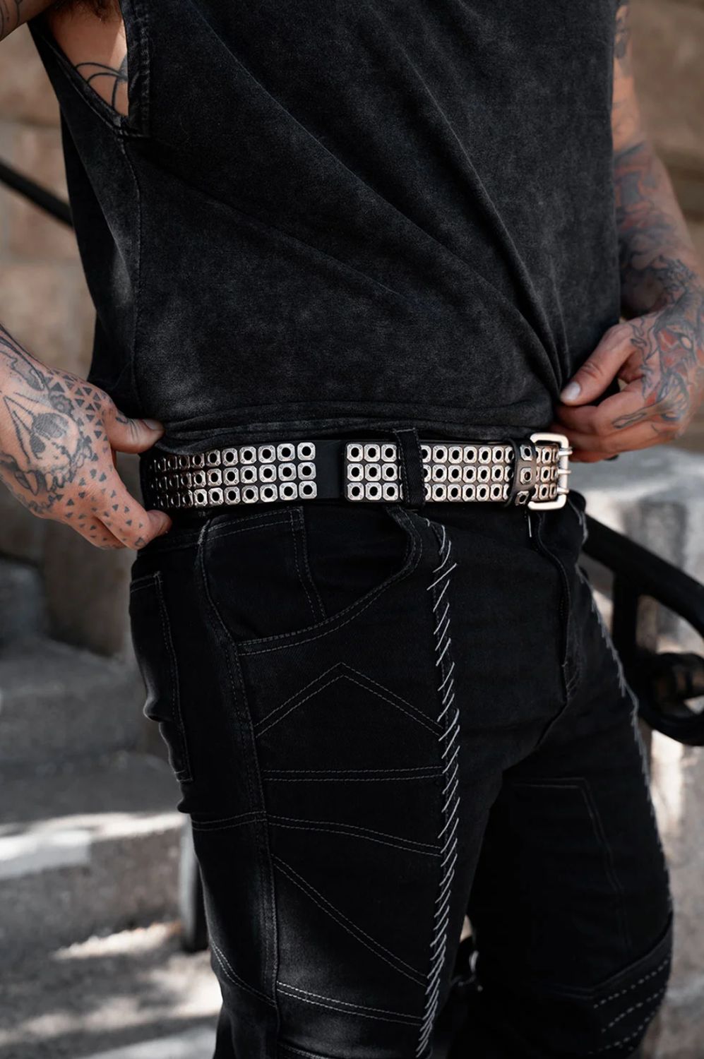 Ceinture Gunmetal Outpost Studded