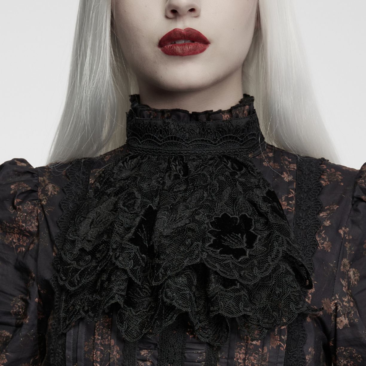 Jabot en Dentelle WS-945