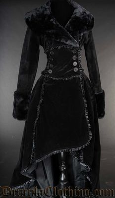 Velours Evil Queen Winter Coat