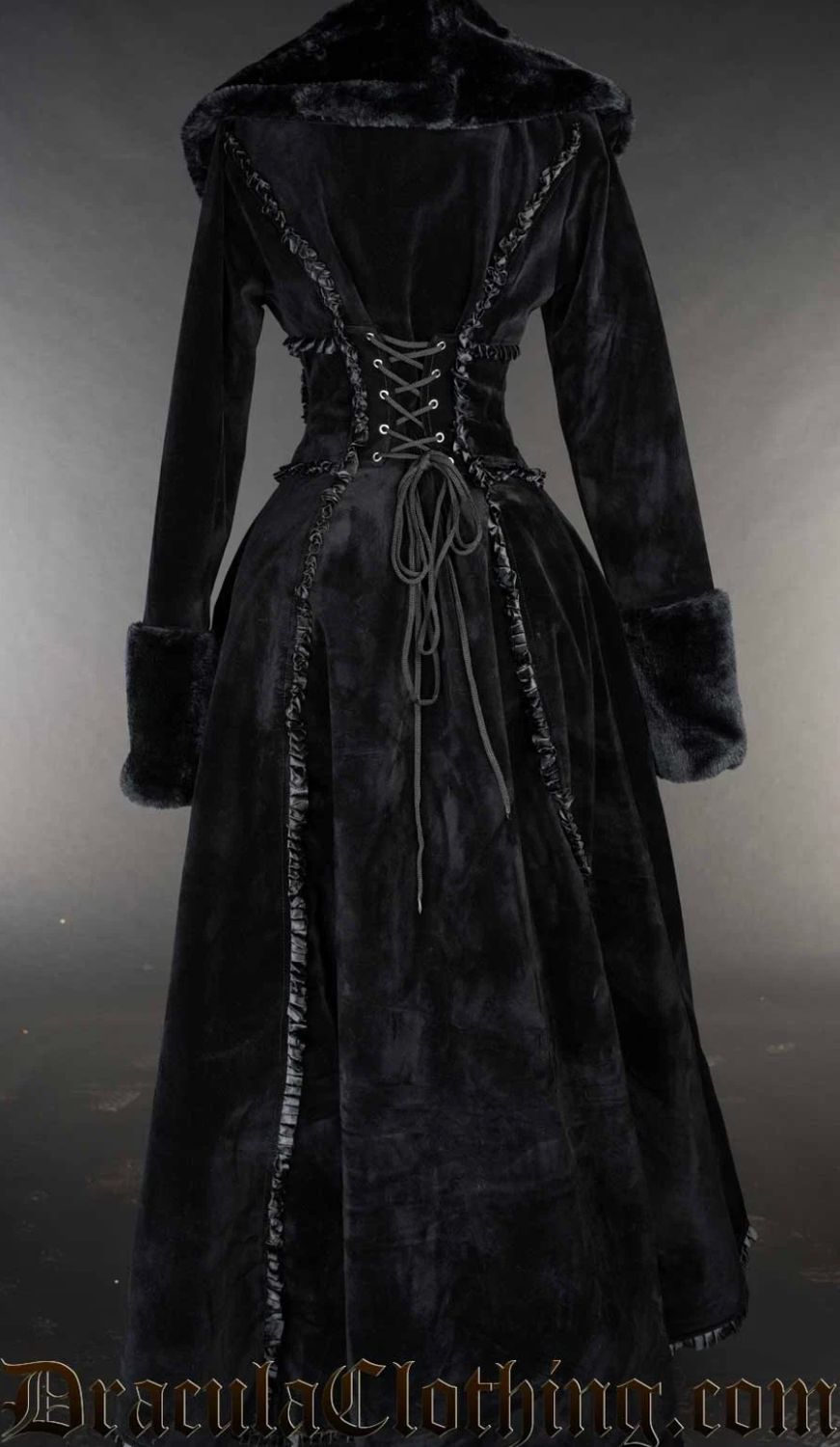 Velours Evil Queen Winter Coat
