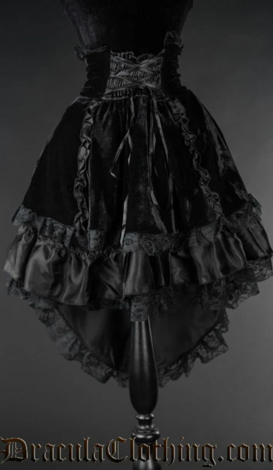 Jupe en Velours Noir EGL
