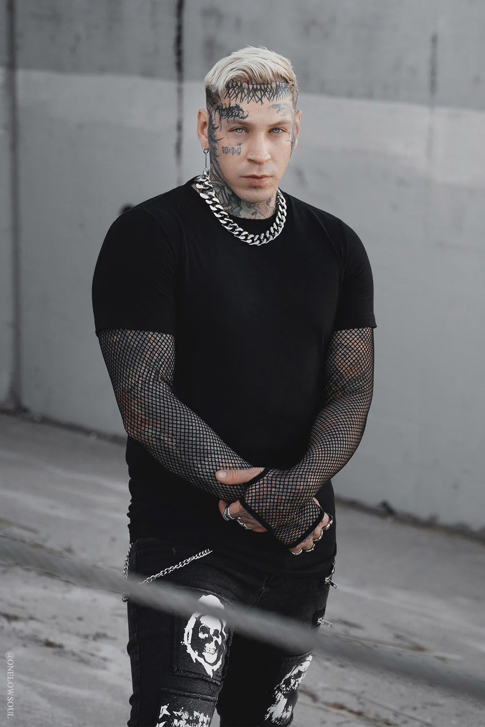 Chandail Graveyard Goth Fishnet Sleeve [PLUS]