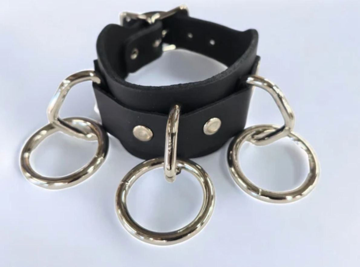 Bracelet Bondage avec Anneaux BC166