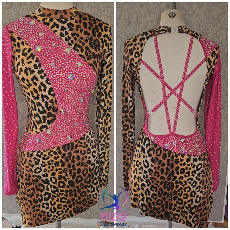 Pink and leopard print slow dress