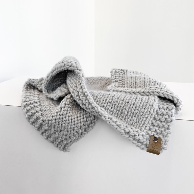 Knitalie Co. - Baby Blanket - Light Grey