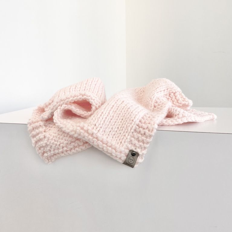 Knitalie Co. - Baby Blanket - Pink