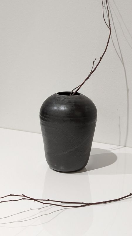Roxane Charest - Large Organic Vase - Black