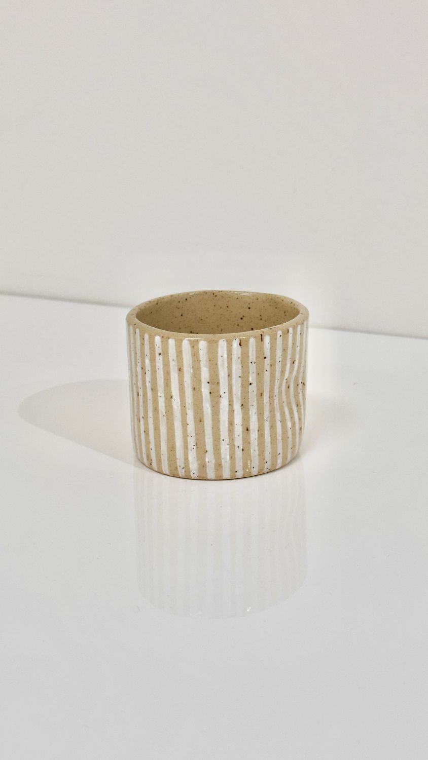 Miel Céramiques - Thumb Print Mug - Striped, Color: Blanc