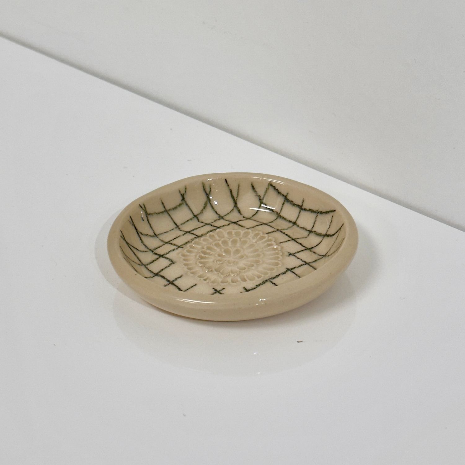 Miel Céramiques - Garlic Grater Plate