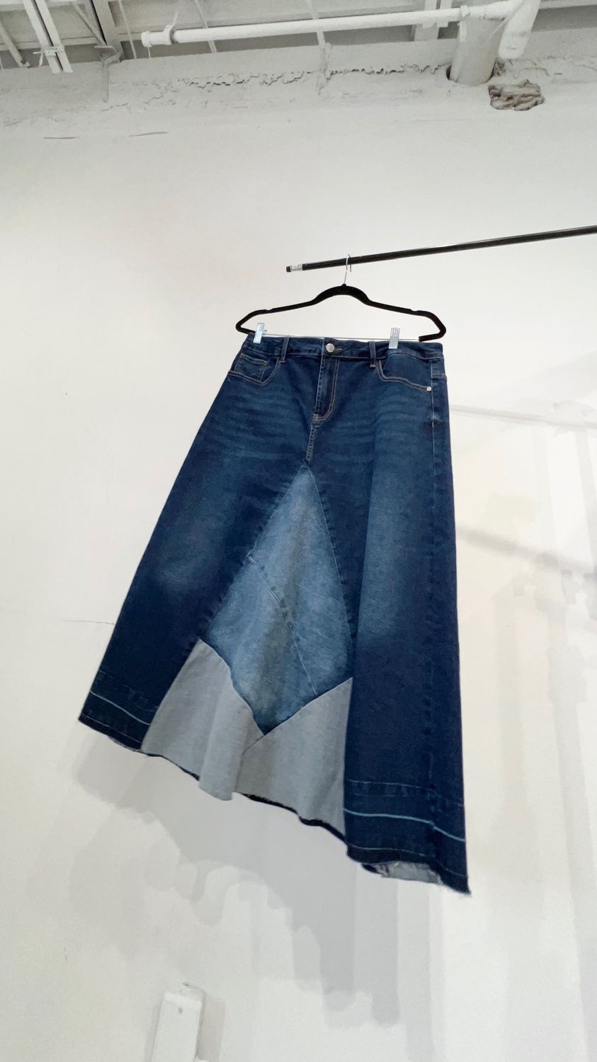 Secondhand - Final Sale - Mat. Skirt