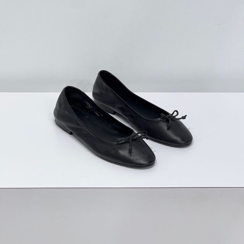 Secondhand - Final Sale - H&amp;M Ballet Flats