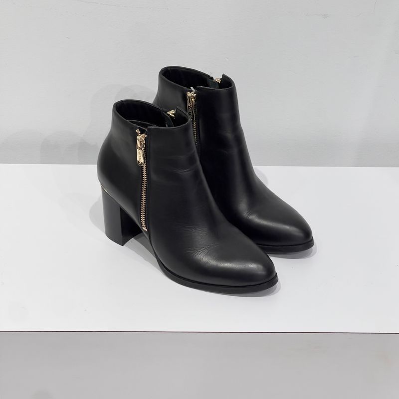 Secondhand - Final Sale - Artica Bootie
