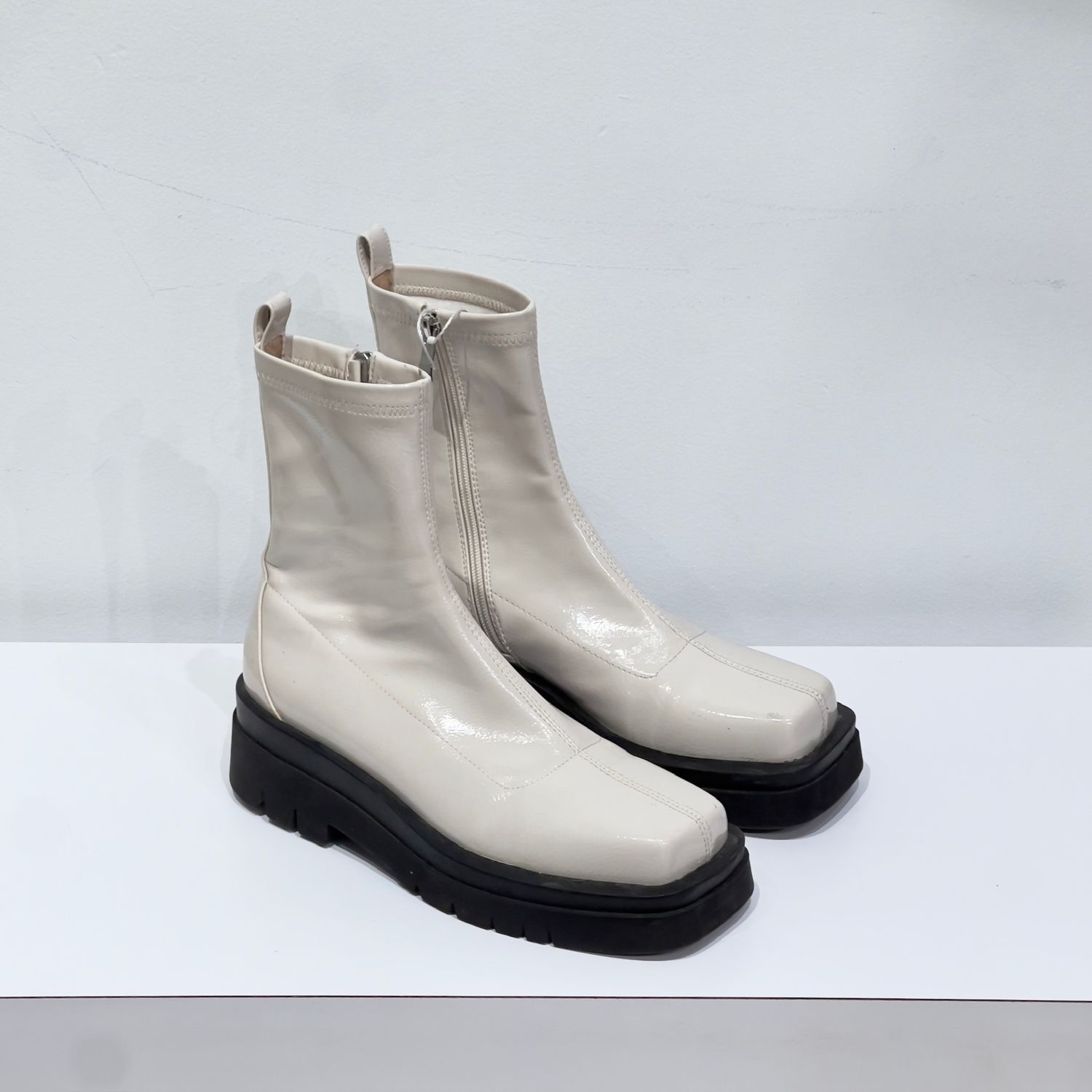 Secondhand - Final Sale - Raid Booties