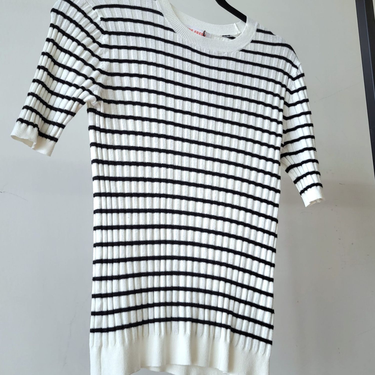 Secondhand - Final Sale - Joe Fresh Sweater