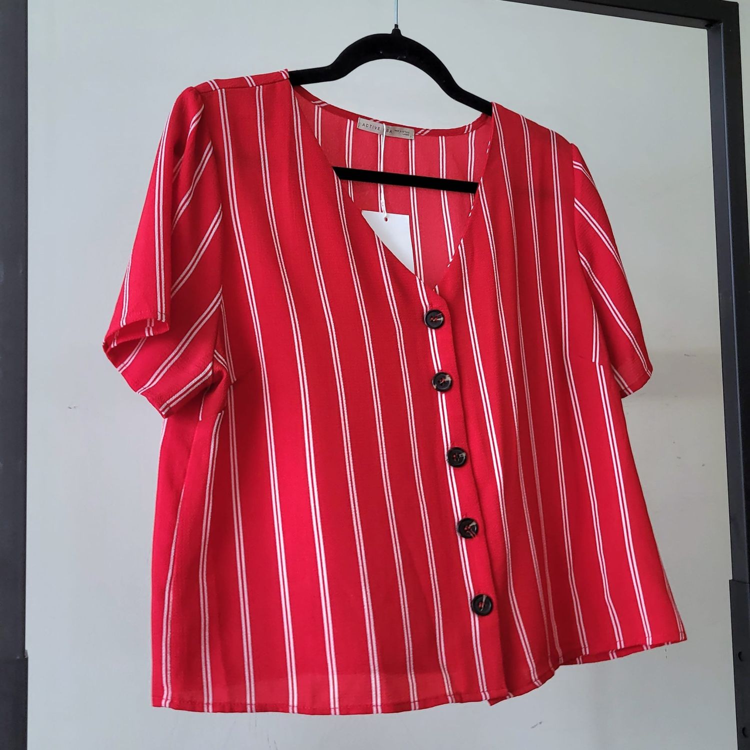 Secondhand - Final Sale - Active USA Blouse