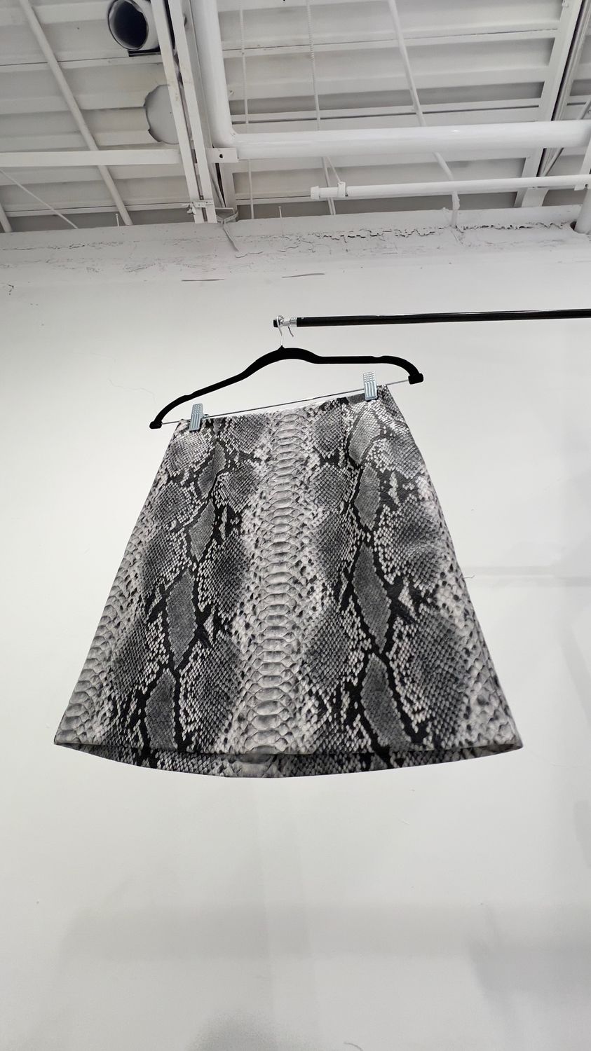 Secondhand - Final Sale - Dynamite Skirt