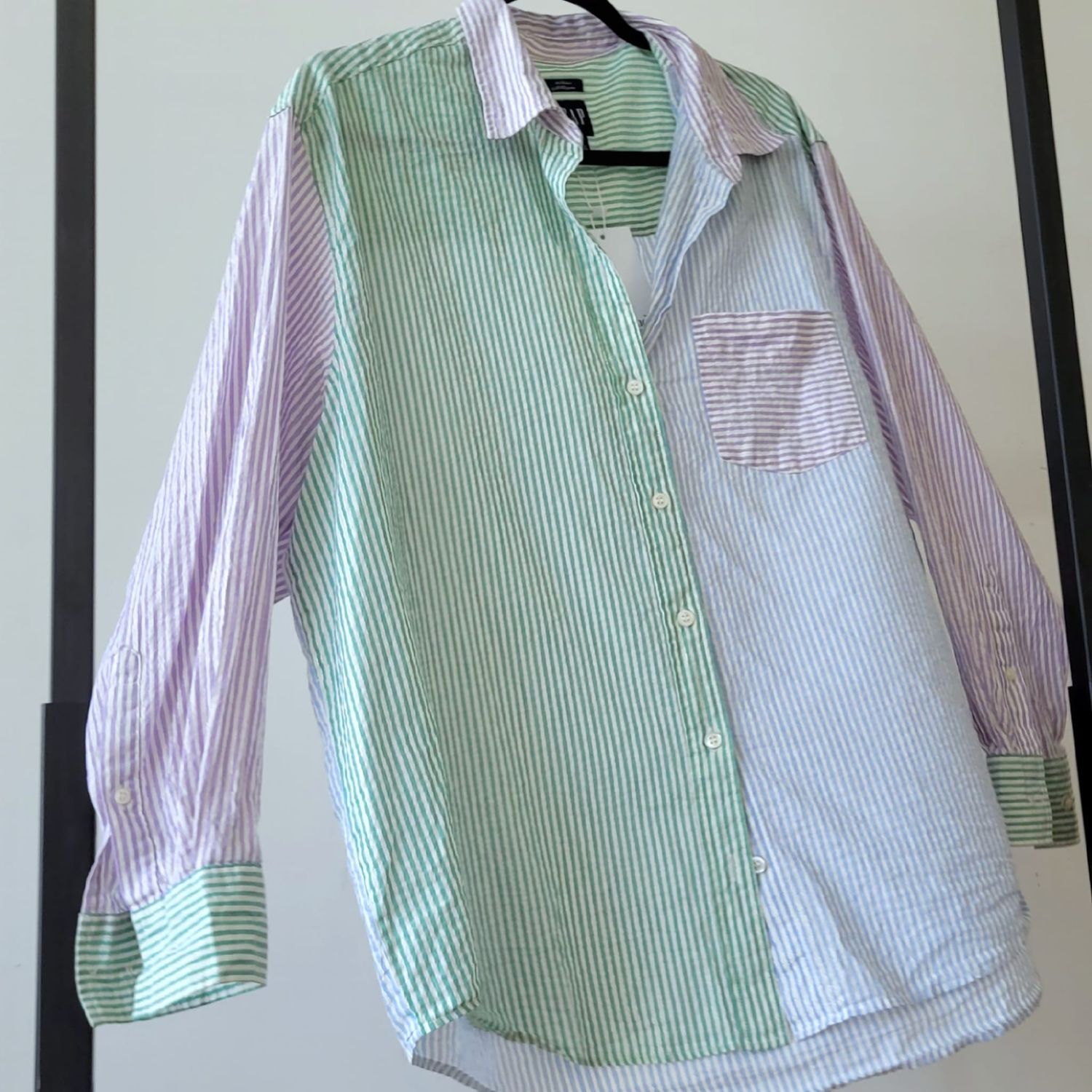 Secondhand - Final Sale - GAP Shirt