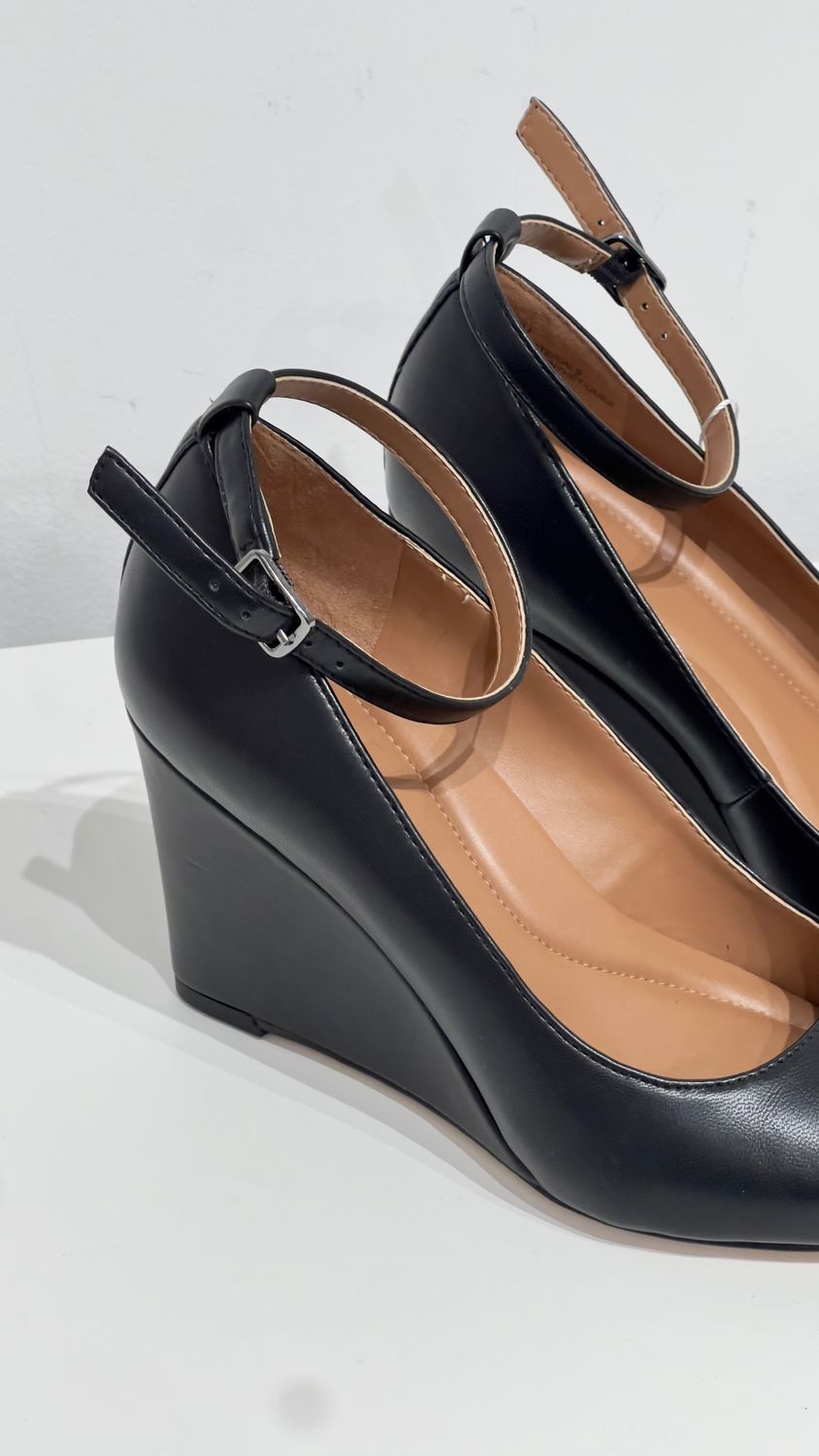 Secondhand - Final Sale - Nordstrom Rack Wedge