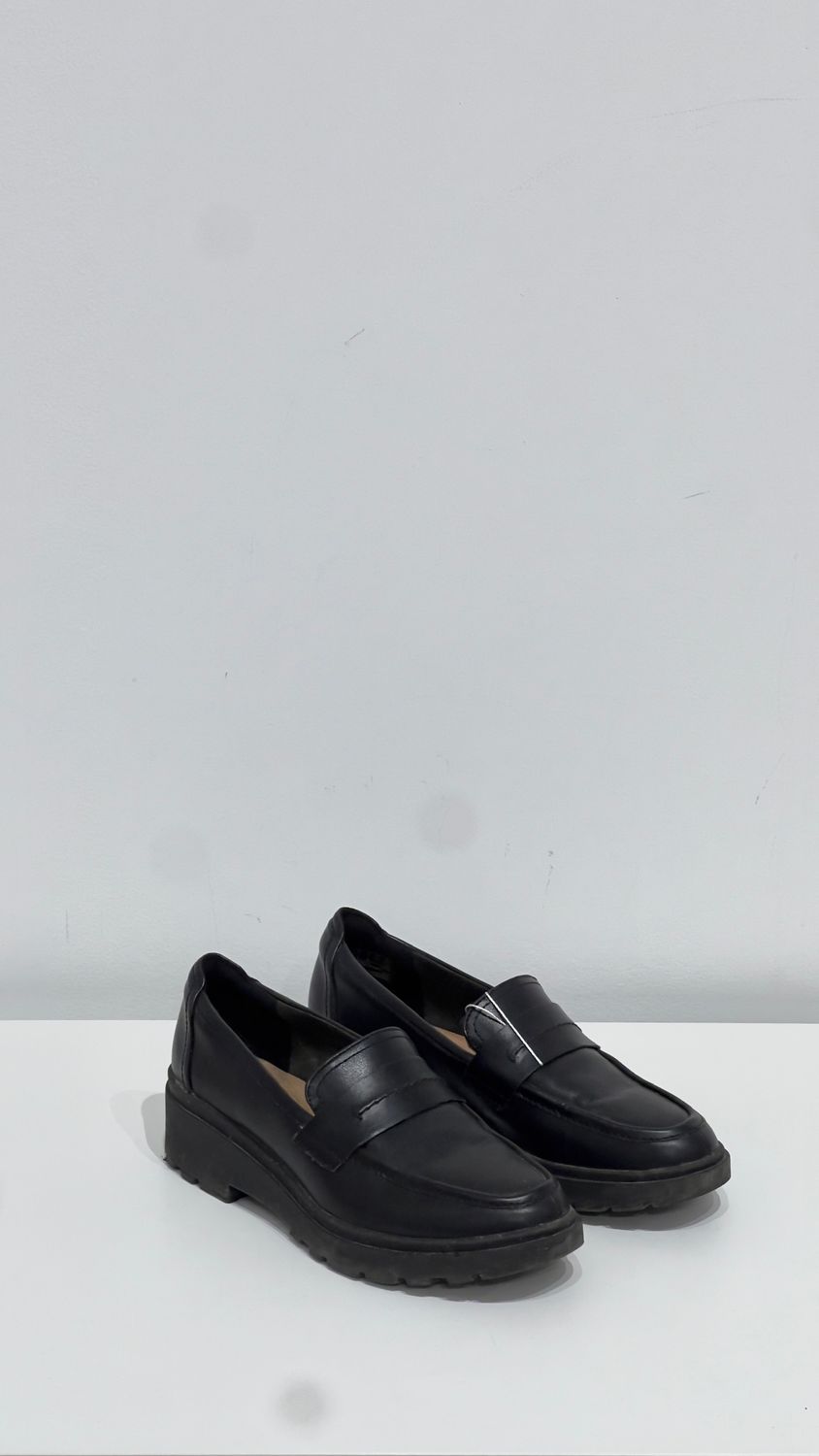 Secondhand - Final Sale - Clarks Loafers