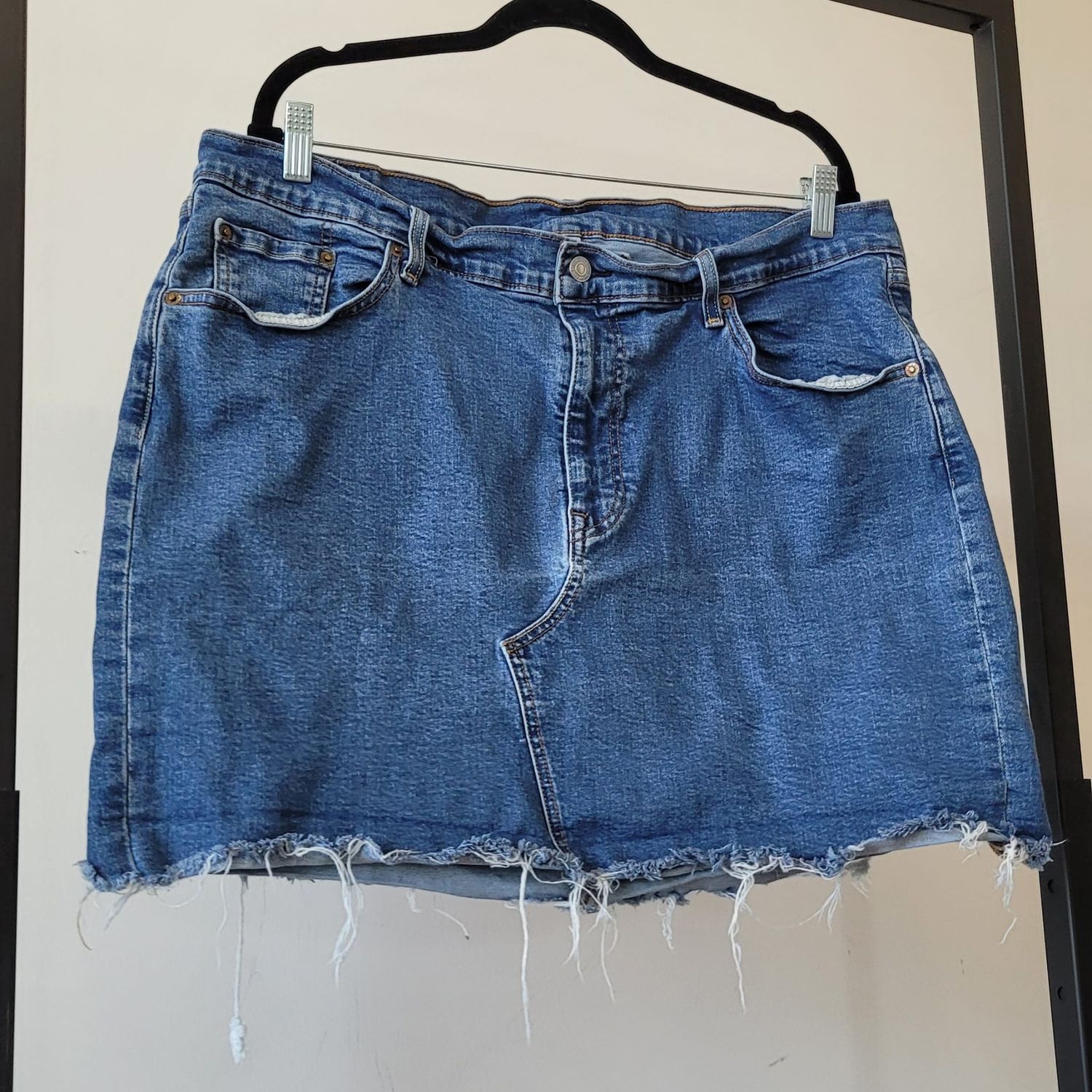 Secondhand - Final Sale - Levi's Skirt