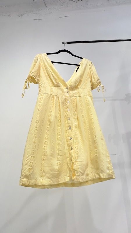Secondhand - Final Sale - Forever 21 Dress