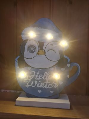 Hello Winter Pinguin beleuchtet, Weihnachtsdeko, Winter Deko