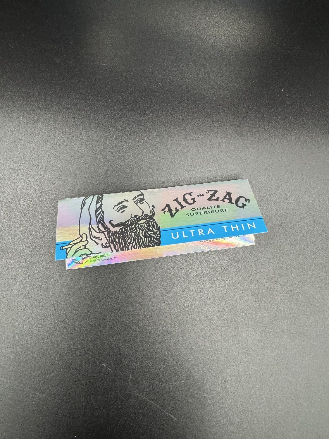 Zig-Zag Ultra Thin 1 1/4 Size 32 Leaves