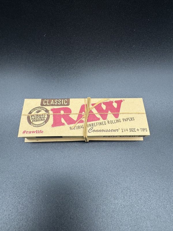 Raw Classic Connoisseur 1 1/4 Size + Tips
