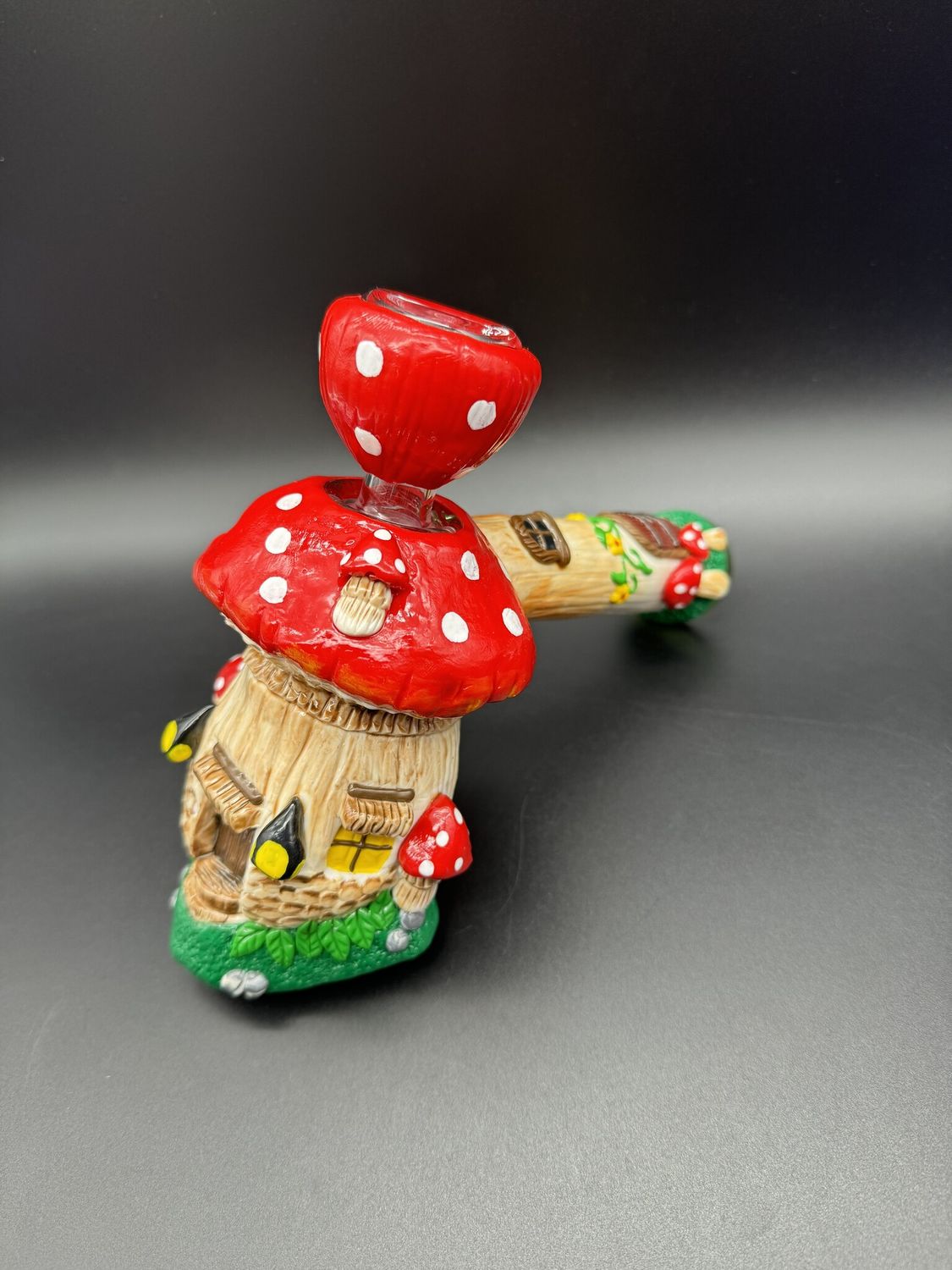 hammer hand pipe mushroom house