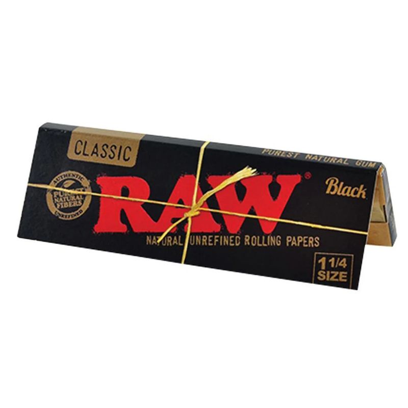 Raw Classic Black Papers 1 1/4 Size 50 Leaves
