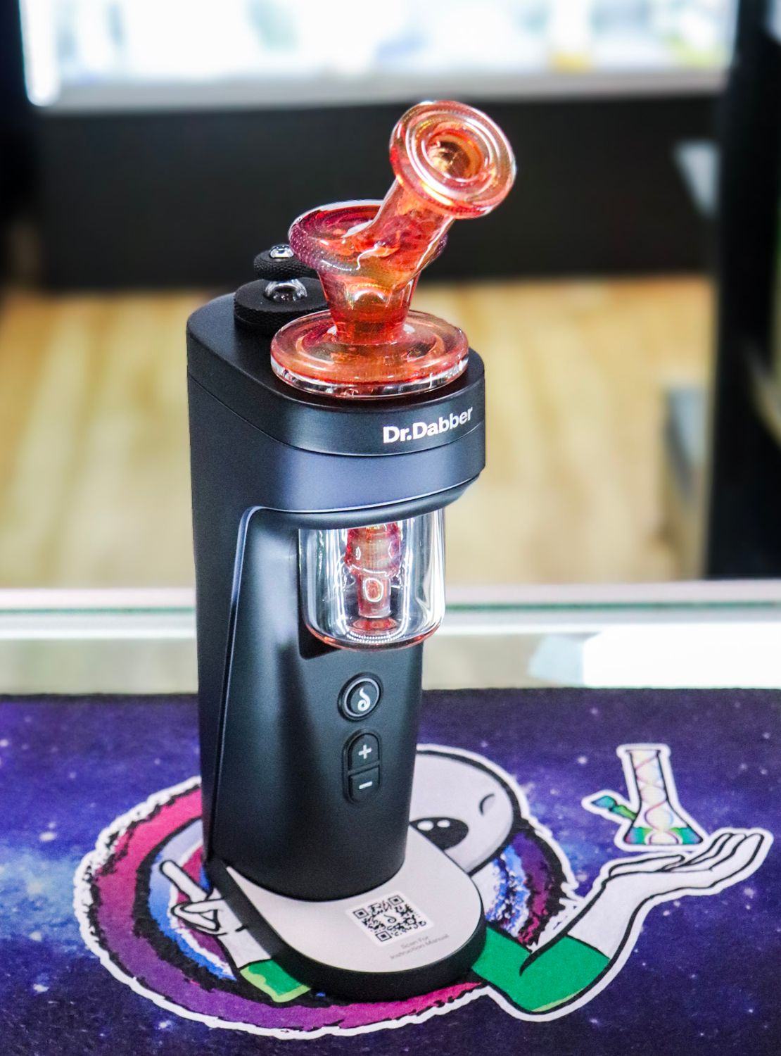 Charlie Shaw Dr. Dabber Switch 2 Water Top (Red Fumed)