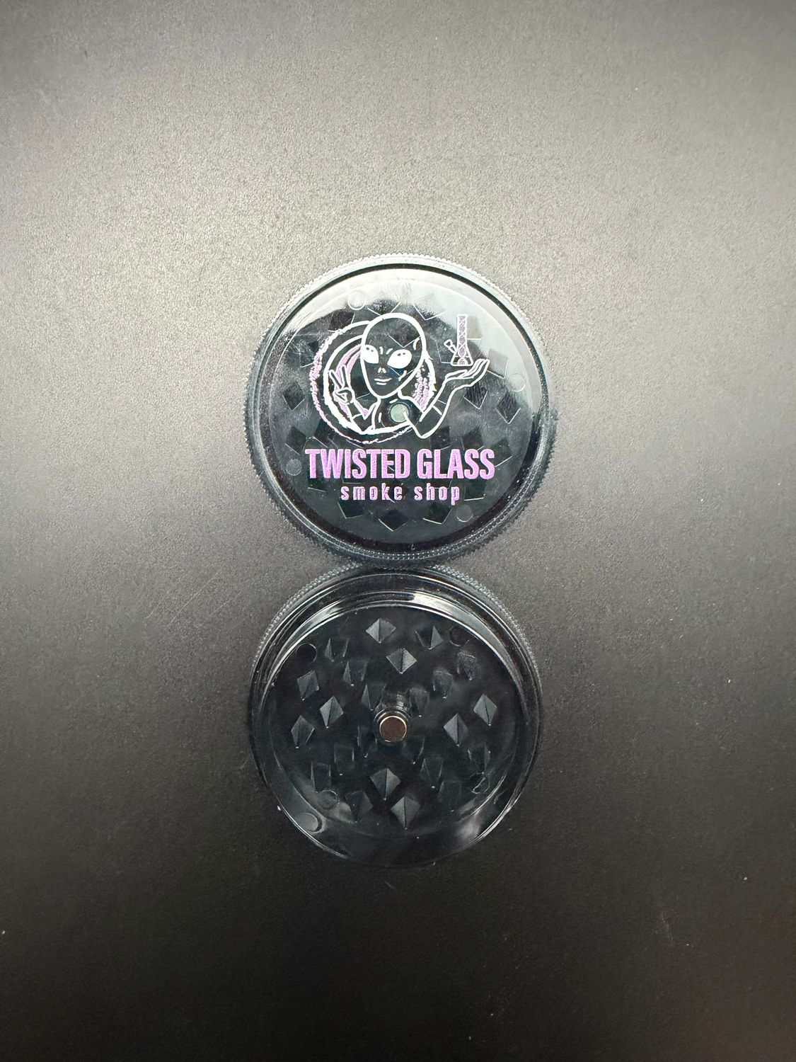 twisted glass alien plastic grinder