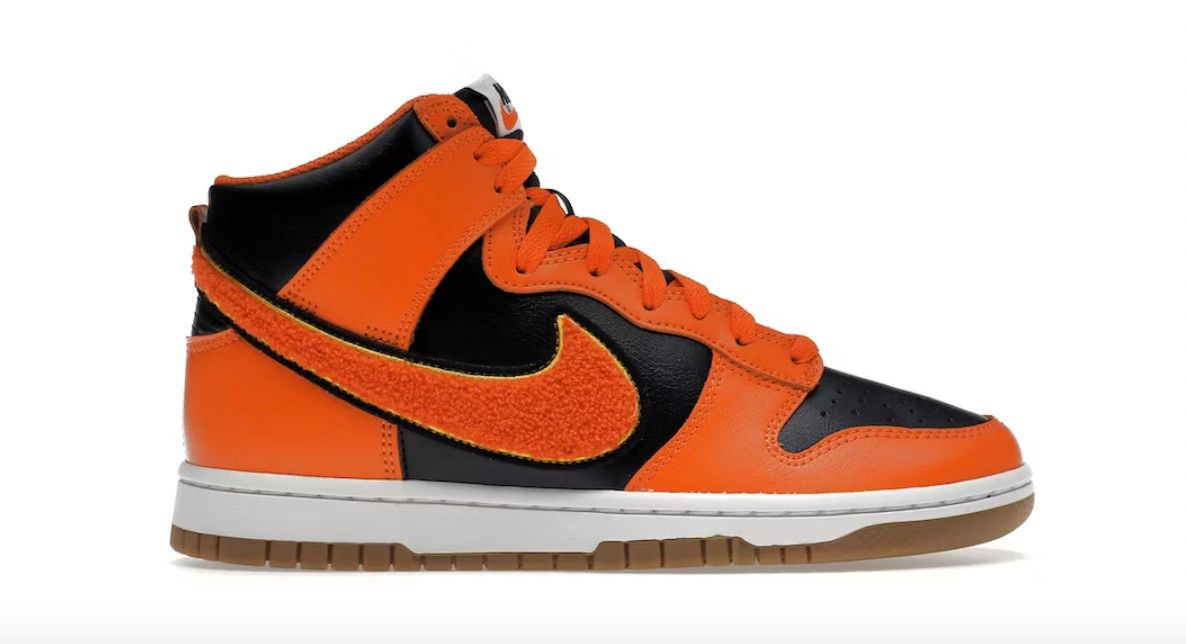 Nike Dunk High &#39;Orange Chenille&#39;