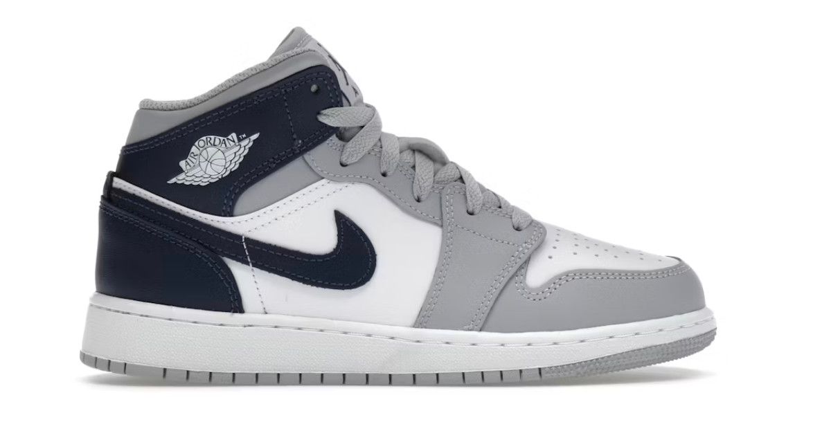 GS Air Jordan 1 Mid &#39;Wolf Grey&#39;