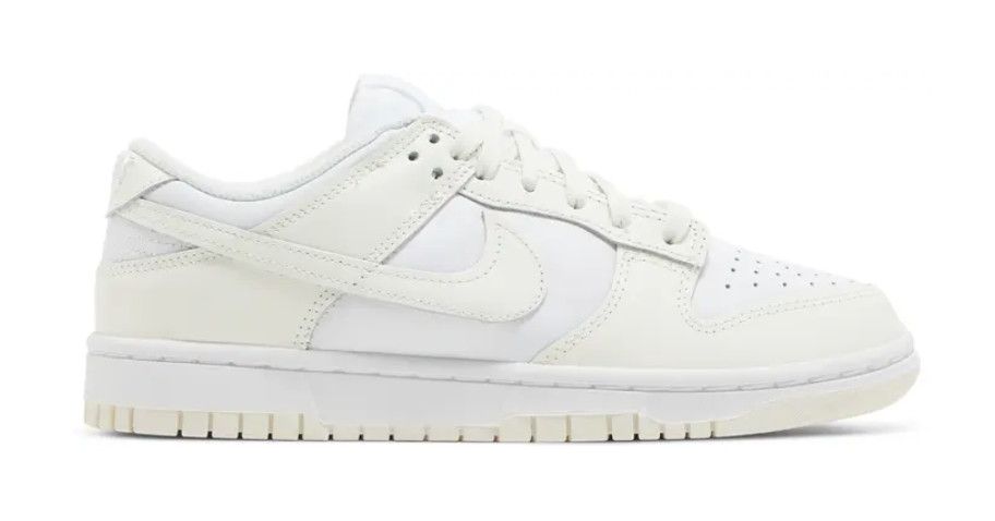 Wmn&#39;s Nike Dunk Low &#39;Coconut Milk&#39;