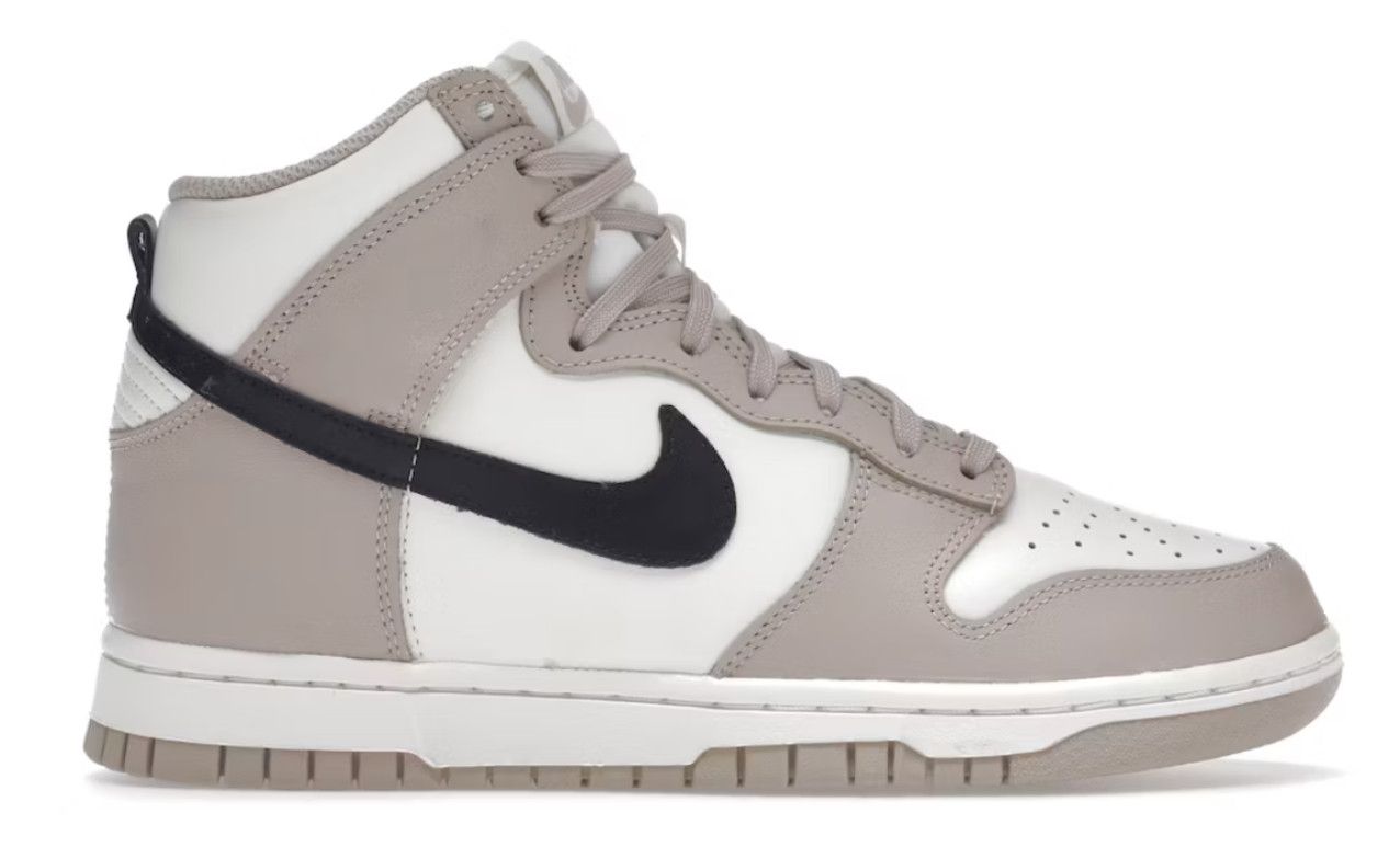 Wmn&#39;s Nike Dunk High Fossil Stone&#39;