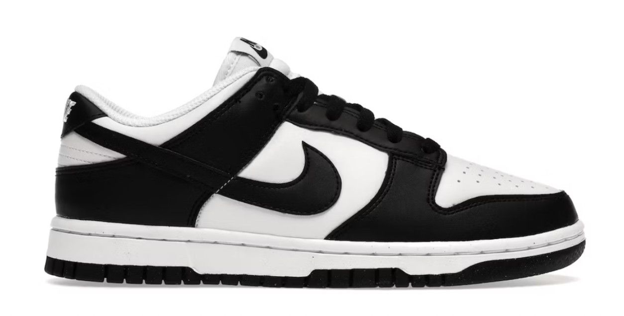 Wmn&#39;s Nike Dunk Low NN &#39;Panda&#39;