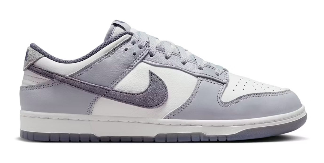 Nike Dunk Low SE &#39;Light Carbon&#39;