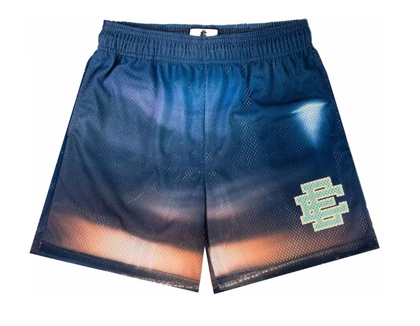 EE Basic Short &#39;Aryo Toh Djojo Seafoam&#39;, Size: | XXL |