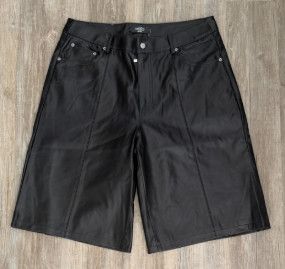 HMDD &#39;Lamb-Chop&#39; Leather Shorts Black