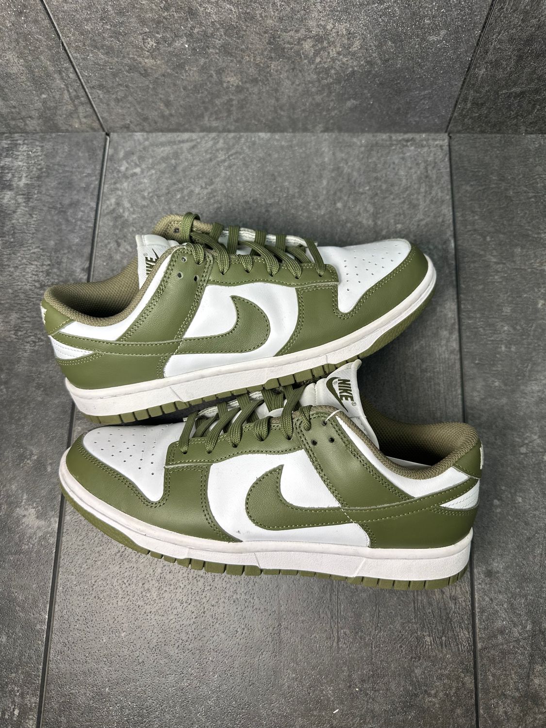 PO Wmn&#39;s Nike Dunk Low &#39;Medium Olive&#39;