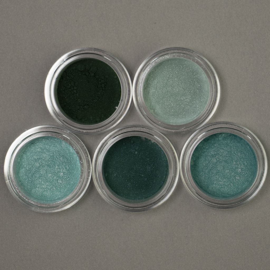 B41 Queen’s Turquoise
