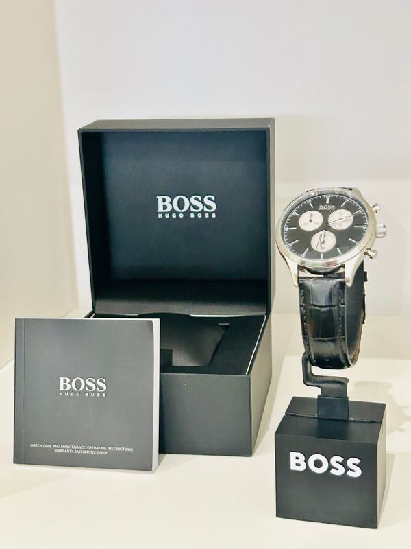 PRODUCTO : COMO NUEVO / BOSS Reloj Cronógrafo para Hombre de Cuarzo con Correa en Cuero 1513543