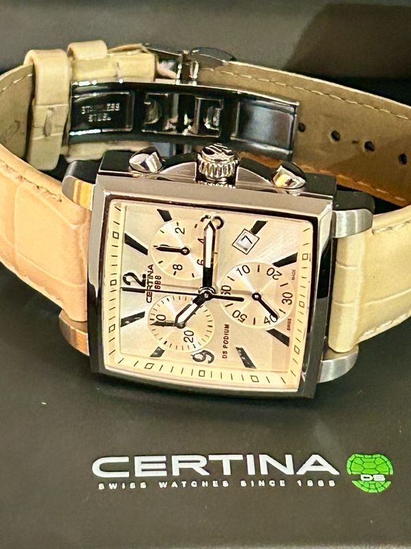Reloj para dama Certina DS Podium cronógrafo esfera marfil