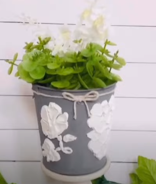 Farmhouse Planter, Neutral home decor planter, 3D Plaster florals Planter