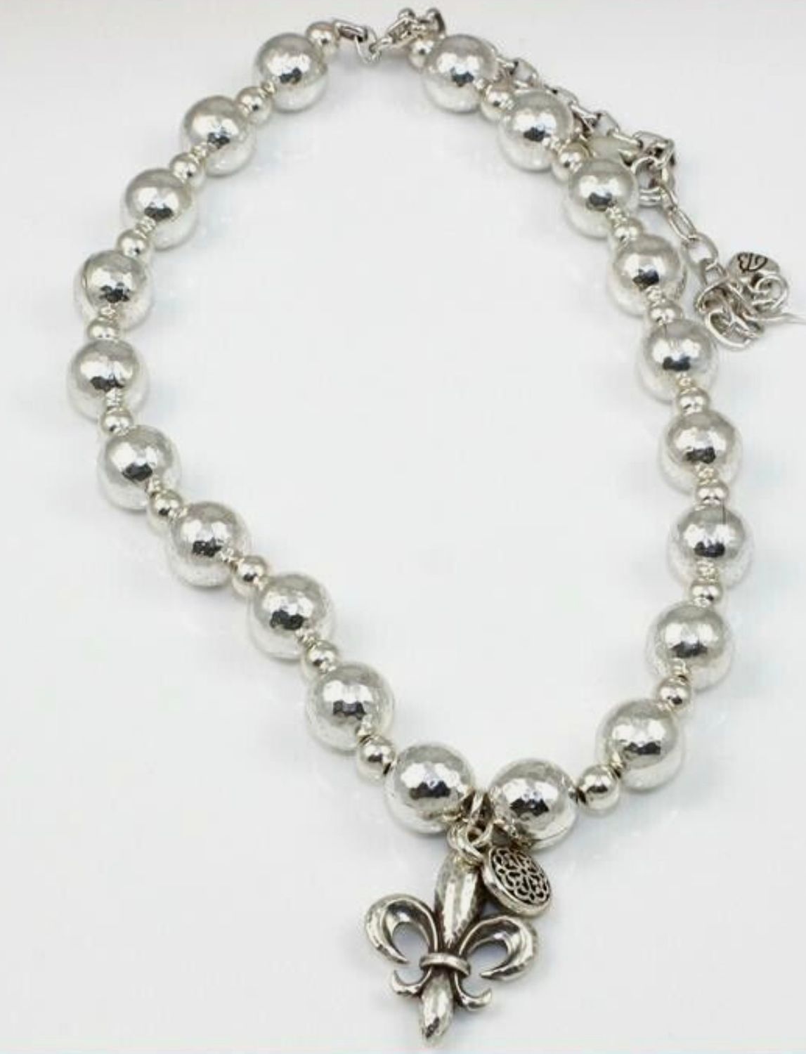 Fleur De Lis Short Necklace - Silver, OS