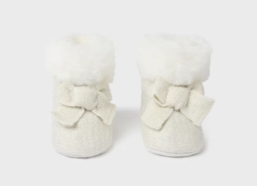 Fur Boots, Color: Champagne, Size: 16 2-5m