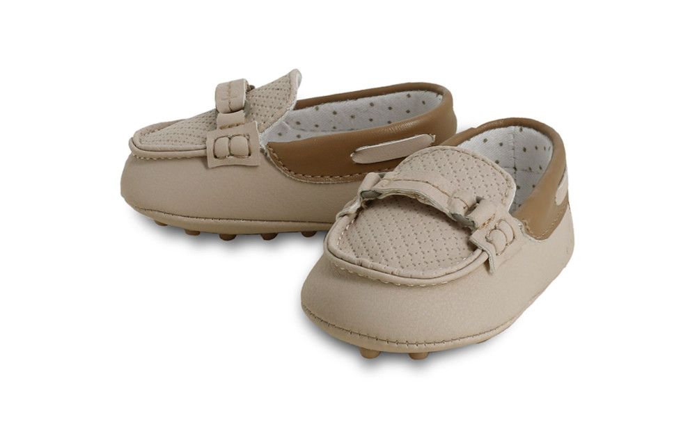 Layette Beige Moccasins, Size: 17. 5-7m